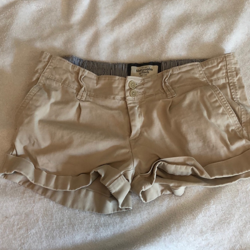 Abercrombie & Fitch Khaki Shorts